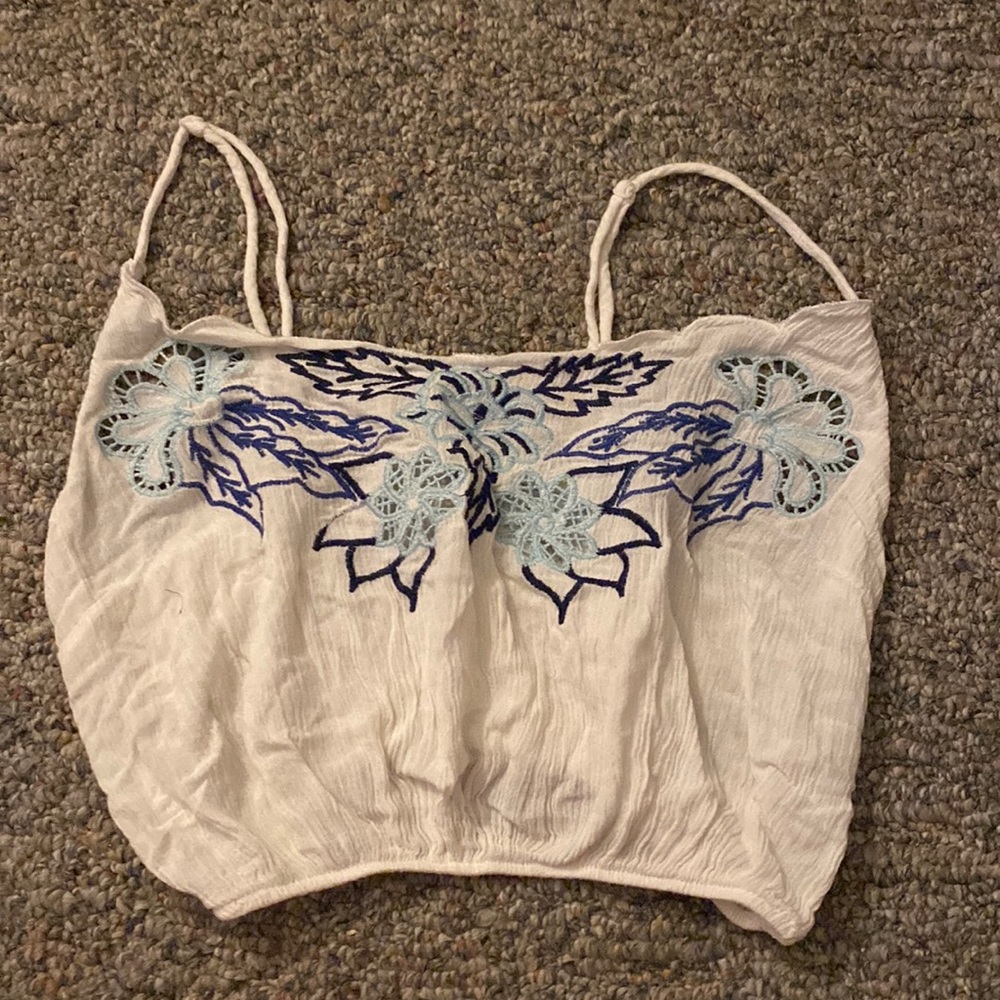 Crop top
